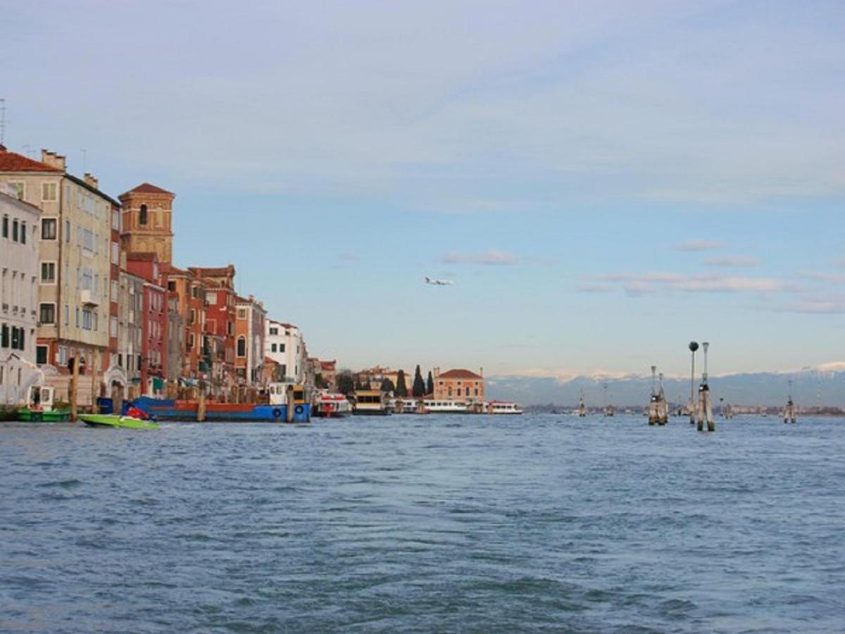 Cannaregio Suite - Colleoni Holidays By Wonderful Italy Венеция Экстерьер фото